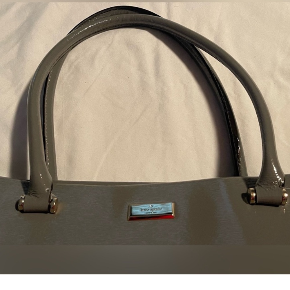 Near Mint! Kate Spade Bixby Place Camryn Large Patent Leather Tote 1st Edition - Picture 3 of 15